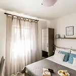 Derocchi Apartment *