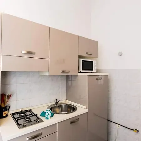 Derocchi Apartment